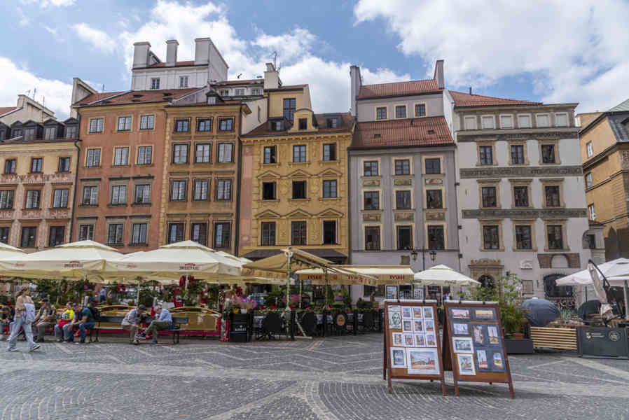 Polonia - Varsovia 066 - plaza de la Ciudad Vieja.jpg